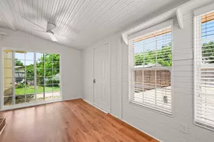 15302 Spring Hill Ln, Pflugerville, TX 78660 - Photo 4