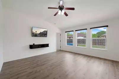 1812 McClannahan Drive, Austin, TX 78748 - Photo 4