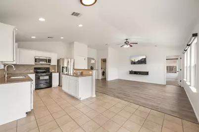 1812 McClannahan Drive, Austin, TX 78748 - Photo 10