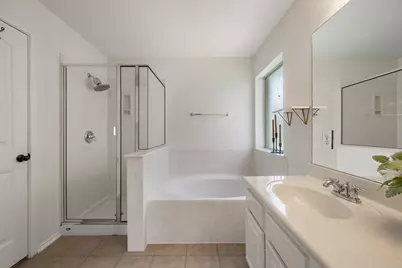 1812 McClannahan Drive, Austin, TX 78748 - Photo 14