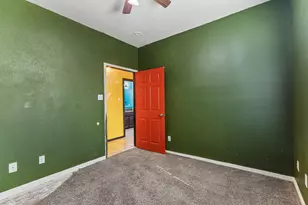 401 Rivers St, Smithville, TX 78957 - Photo 30