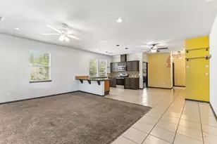 401 Rivers St, Smithville, TX 78957 - Photo 12