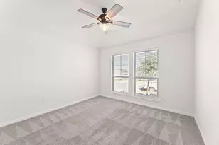 109 Finstown St, Hutto, TX 78634 - Photo 12