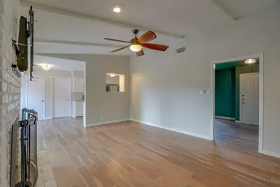 10110 Aspen Street, Austin, TX 78758 - Photo 4