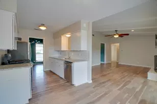 10110 Aspen St, Austin, TX 78758 - Photo 6