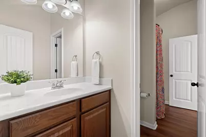 407 W Metcalfe Street, Hutto, TX 78634 - Photo 32