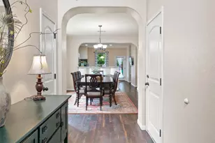407 W Metcalfe St, Hutto, TX 78634 - Photo 16