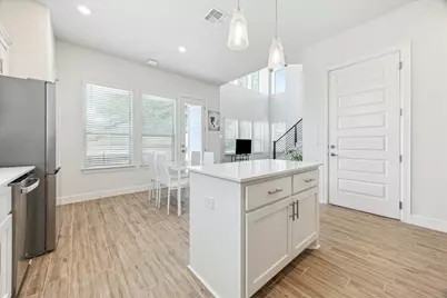 806 Dayton Drive #110, Austin, TX 78748 - Photo 14