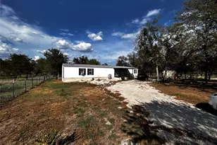 400 Ride Out Blvd, Elgin, TX 78621 - Photo 4