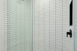 84 East Ave, Austin, TX 78701 - Photo 18