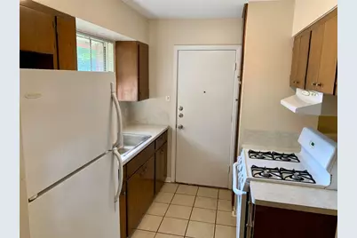 400 Tilbury Lane, Austin, TX 78745 - Photo 4