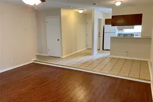 400 Tilbury Ln, Austin, TX 78745 - Photo 10