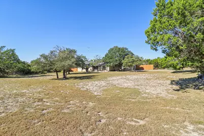 205 Northwood Hills Drive, Fredericksburg, TX 78624 - Photo 2