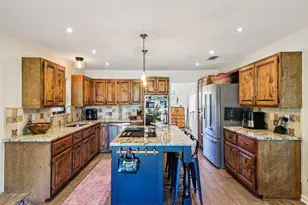 205 Northwood Hills Dr, Fredericksburg, TX 78624 - Photo 16