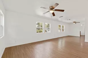 1801 Travis Heights Blvd, Austin, TX 78704 - Photo 4