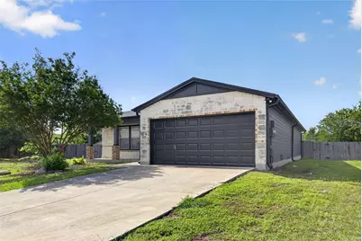 1548 Cap Stone Ridge, New Braunfels, TX 78130 - Photo 2