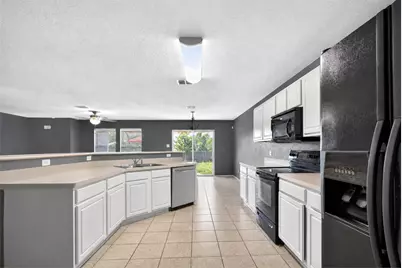 1548 Cap Stone Ridge, New Braunfels, TX 78130 - Photo 6