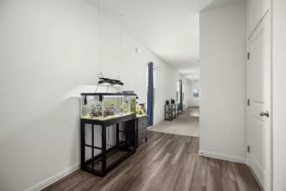 104 Enforcer Loop, Jarrell, TX 76537 - Photo 4