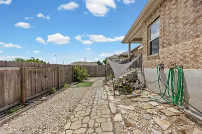 536 Rancho Verde Drive, Leander, TX 78641 - Photo 26