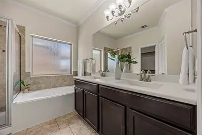536 Rancho Verde Drive, Leander, TX 78641 - Photo 16