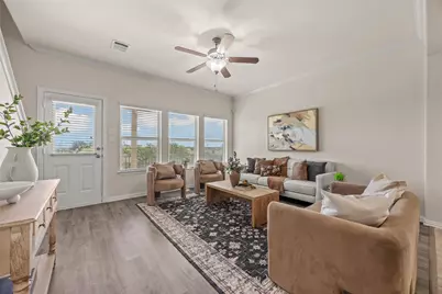 536 Rancho Verde Drive, Leander, TX 78641 - Photo 10