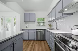2401 Winsted Ln, Austin, TX 78703 - Photo 10