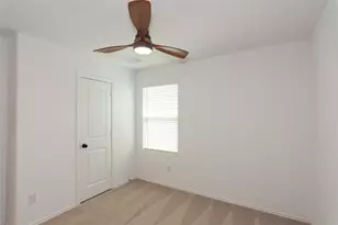 548 Rancho Del Cielo Loop, Jarrell, TX 76537 - Photo 24