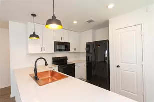 548 Rancho Del Cielo Loop, Jarrell, TX 76537 - Photo 6