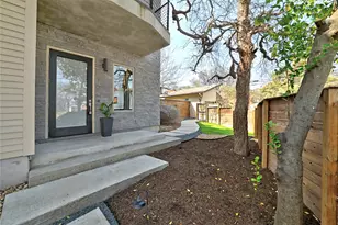 2100 Glendale Pl, Austin, TX 78704 - Photo 4