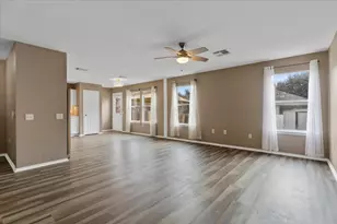 5621 Abby Ann Ln, Austin, TX 78747 - Photo 6