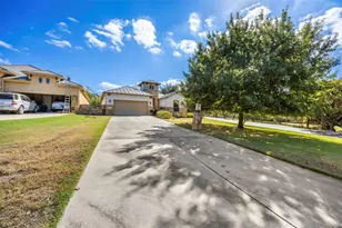 93 Lachite, Horseshoe Bay, TX 78657 - Photo 36