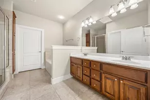 93 Lachite, Horseshoe Bay, TX 78657 - Photo 24