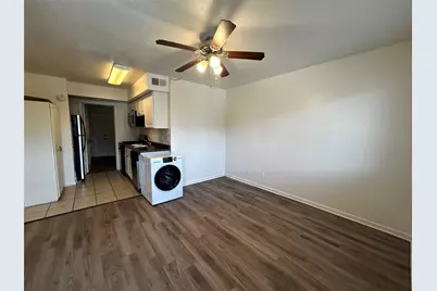 1010 W 23rd Street #10, Austin, TX 78705 - Photo 2