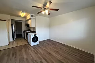 1010 W 23rd St, Austin, TX 78705 - Photo 2