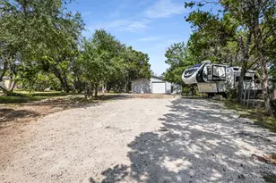 304 Lea Ln, Wimberley, TX 78676 - Photo 16