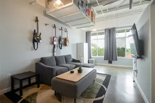 2401 E 6th St, Austin, TX 78702 - Photo 1