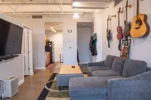 2401 E 6th St, Austin, TX 78702 - Photo 2
