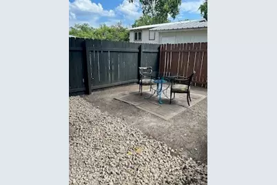 613 Brentwood Street #B, Austin, TX 78752 - Photo 8