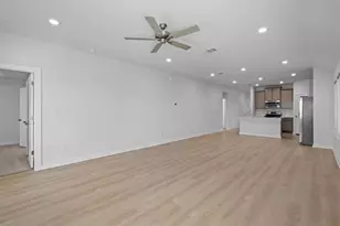 212 Brandywine Rd, Hutto, TX 78634 - Photo 8