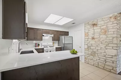 8304 Seminary Ridge Drive, Austin, TX 78745 - Photo 6