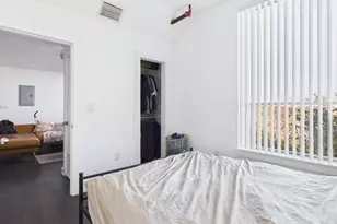 1010 W 26th St, Austin, TX 78705 - Photo 6