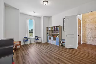 100 W Leaning Madrone Dr, Johnson City, TX 78636 - Photo 6
