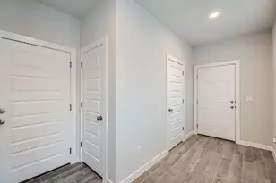 105 Appleberry Ln, Elgin, TX 78621 - Photo 28