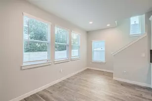 105 Appleberry Ln, Elgin, TX 78621 - Photo 10