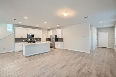 105 Appleberry Lane, Elgin, TX 78621 - Photo 6