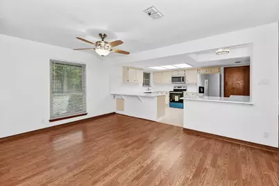 319 Matthew Cove, Bastrop, TX 78602 - Photo 6