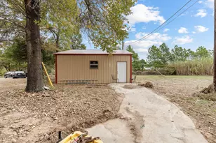319 Matthew Cove, Bastrop, TX 78602 - Photo 18