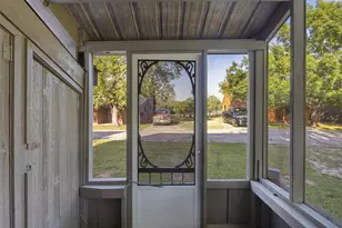 118 Topspin Cir, Spicewood, TX 78669 - Photo 2