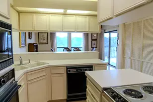 6820 Cypress Point N, Austin, TX 78746 - Photo 12