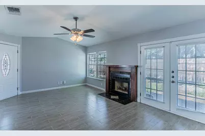 9411 Valley Moss, San Antonio, TX 78250 - Photo 4